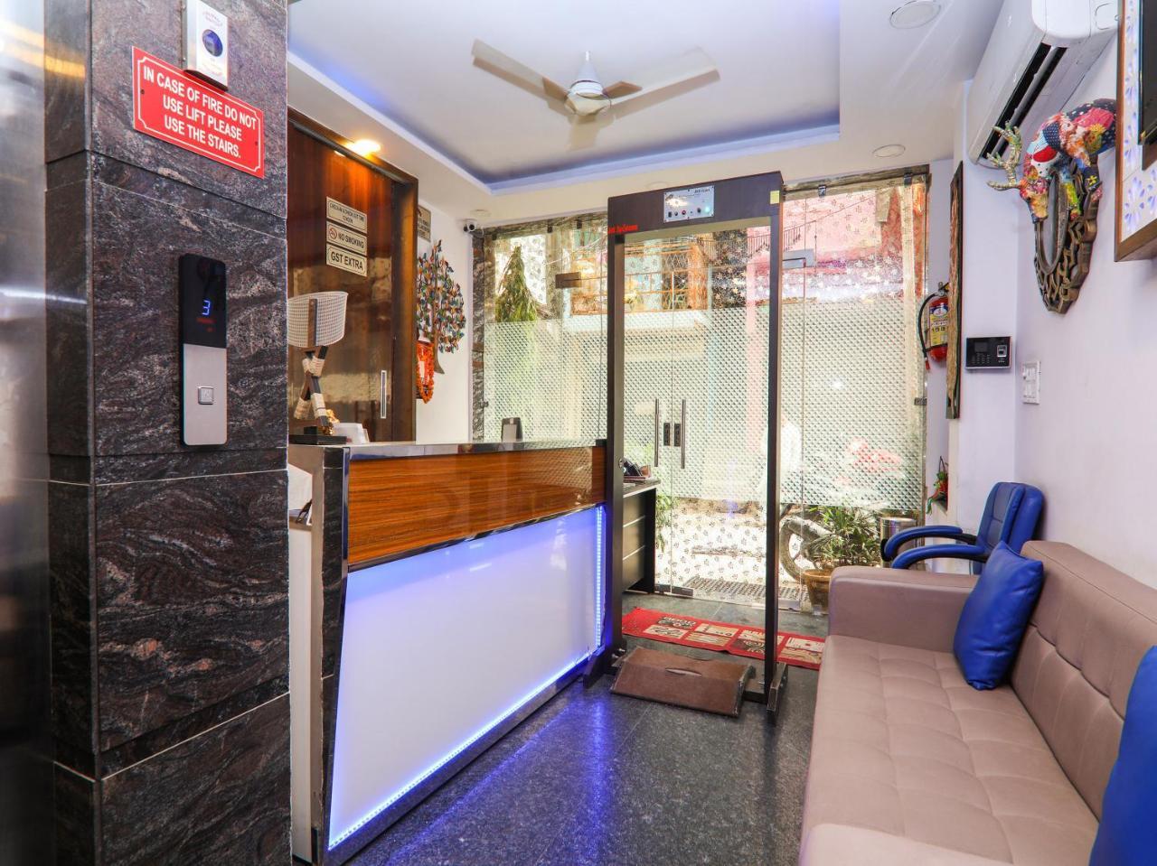 Hotel Amar International New Delhi Exterior photo